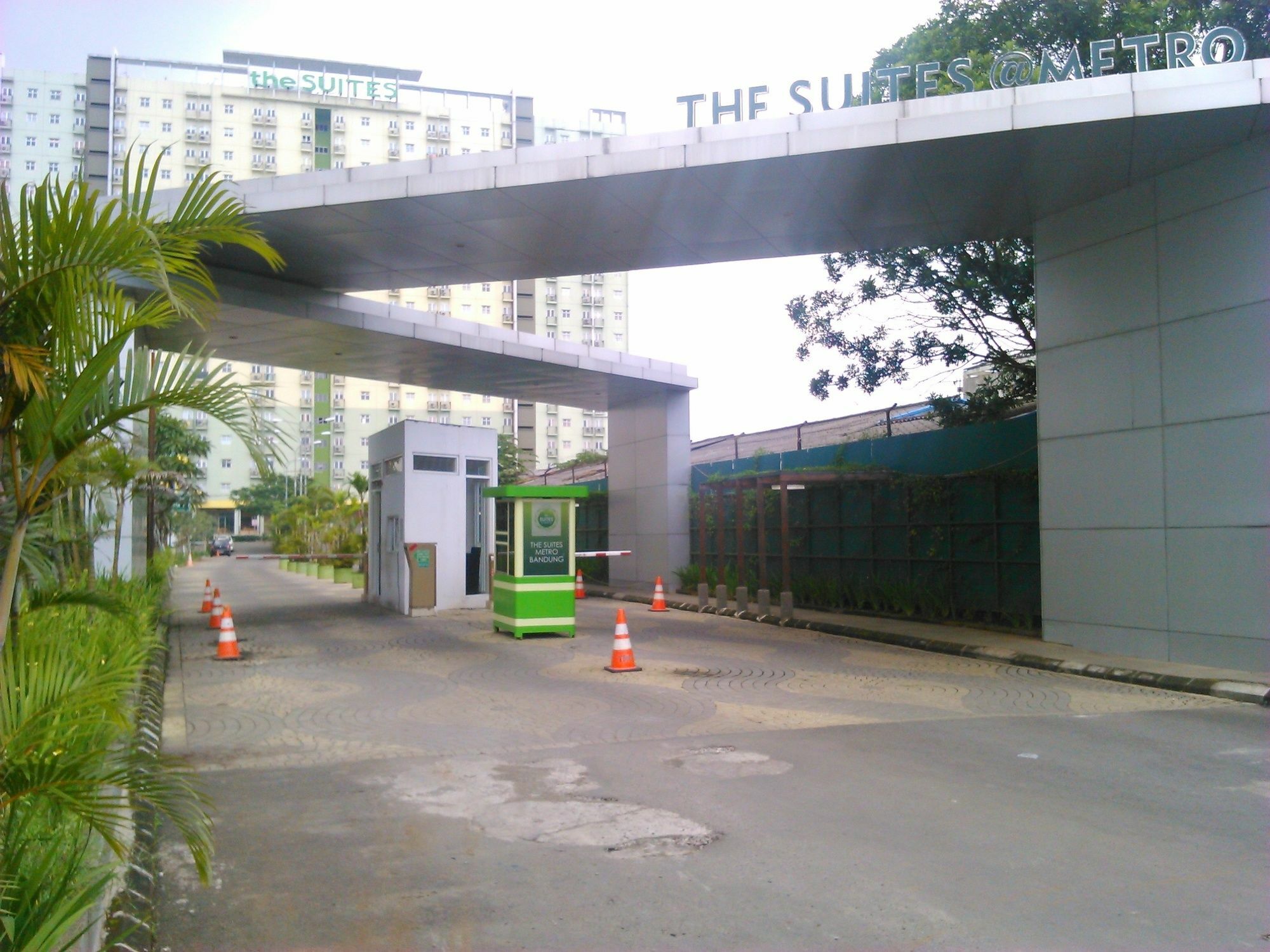 The Suites Metro Apartment - Putri 반둥 외부 사진